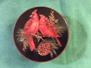 cardinal cookie tin top